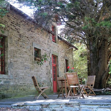 Cottage Du Manoir De Tregaray Sixt-sur-Aff 外观 照片